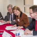 Signature de l'accord de cooperation entre les regulateurs ferroviaires francais et britannique en vue de la regulation economique du tunnel sous la Manche, effective a partir de juin